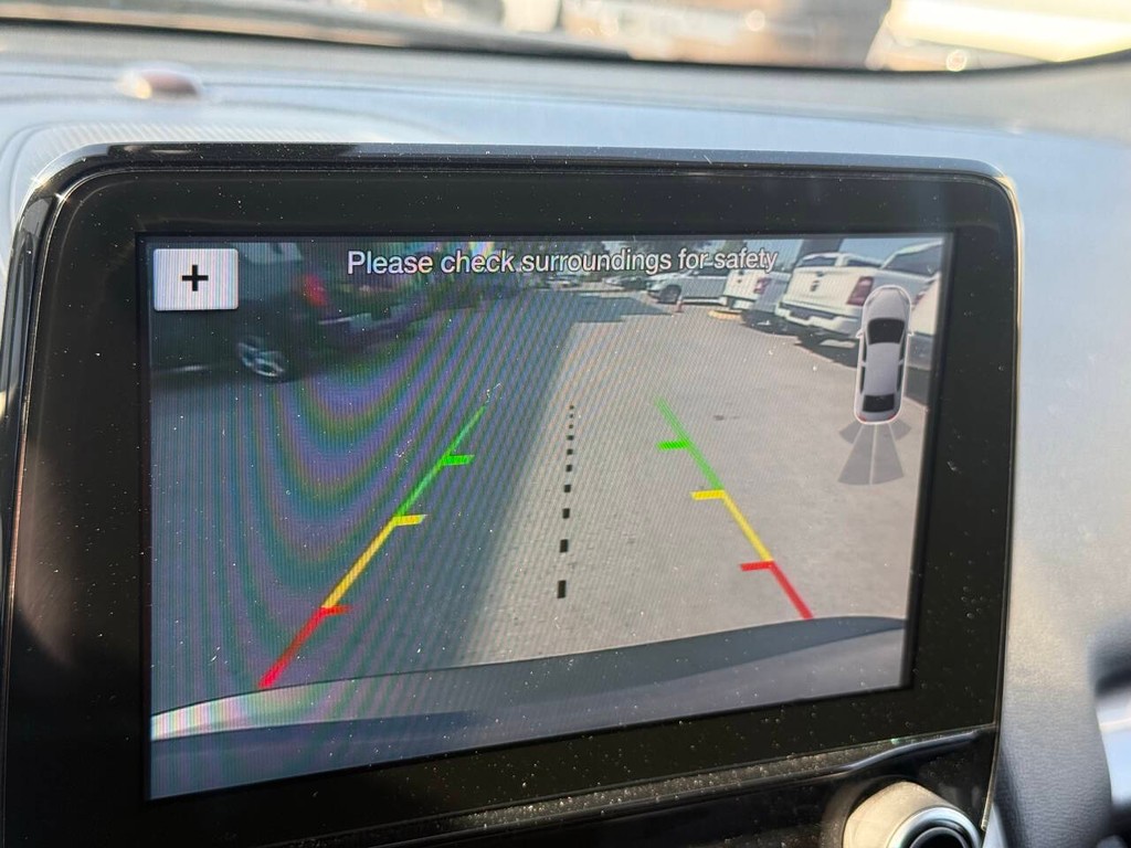 Ford EcoSport Vehicle Full-screen Gallery Image 28