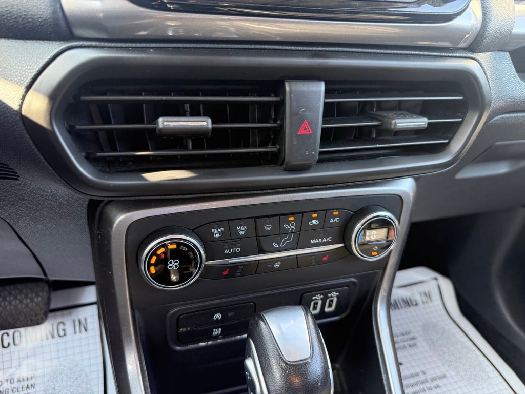 Ford EcoSport Vehicle Full-screen Gallery Image 30