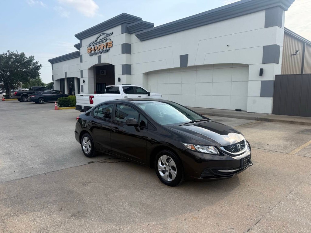 Honda Civic Sedan Vehicle Full-screen Gallery Image 02