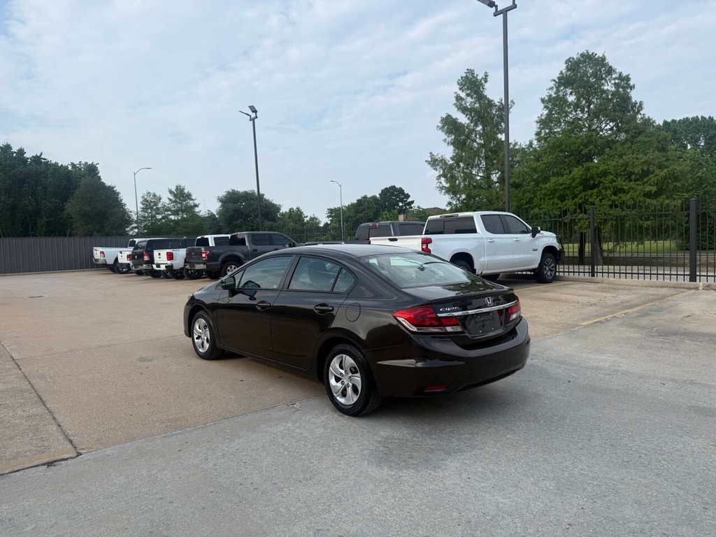 Honda Civic Sedan Vehicle Full-screen Gallery Image 04