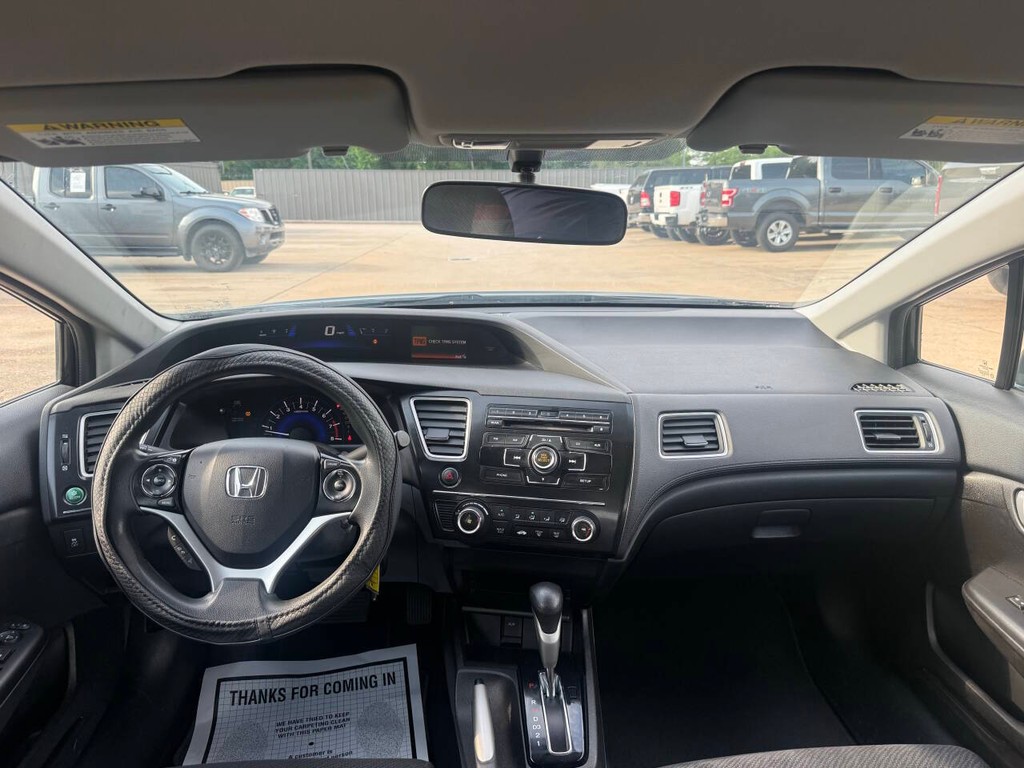 Honda Civic Sedan Vehicle Full-screen Gallery Image 17