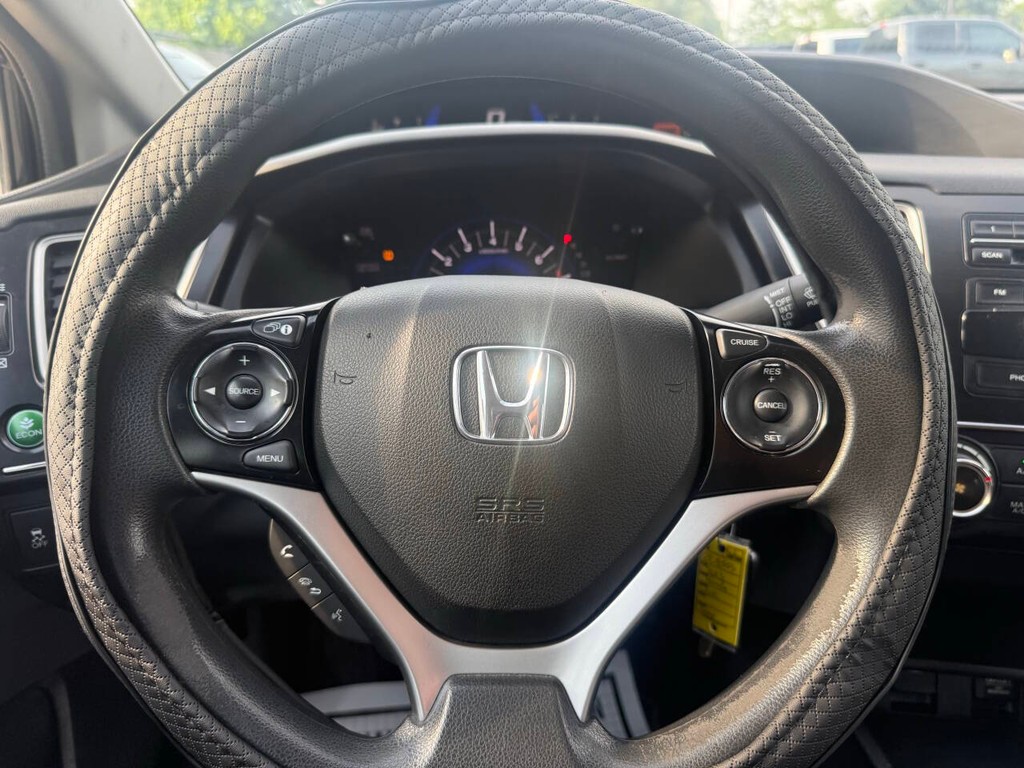 Honda Civic Sedan Vehicle Full-screen Gallery Image 22