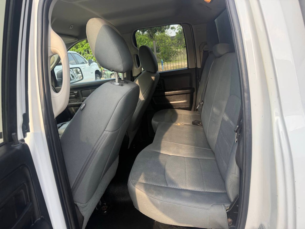 Ram 1500 Vehicle Full-screen Gallery Image 13