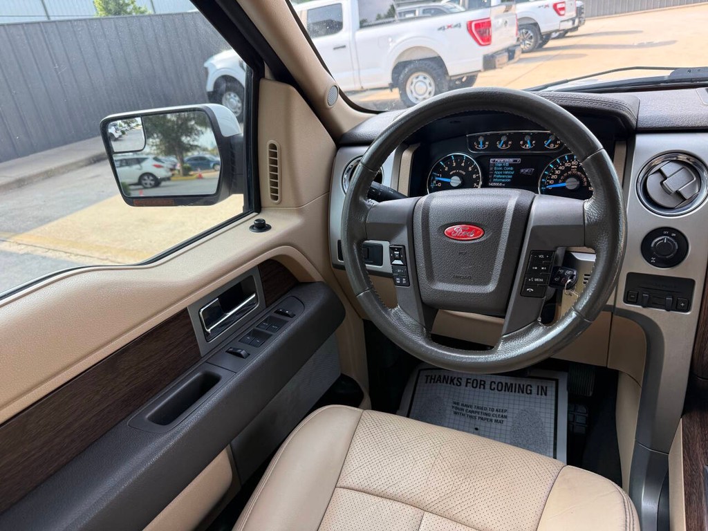 Ford F-150 Vehicle Full-screen Gallery Image 19