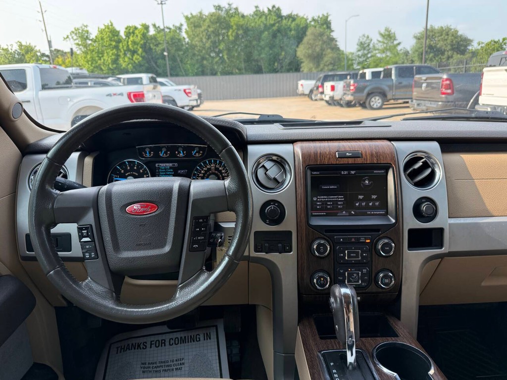 Ford F-150 Vehicle Full-screen Gallery Image 21