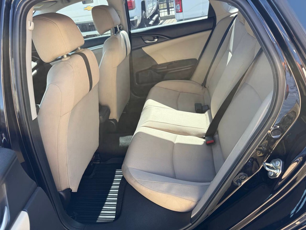 Honda Civic Sedan Vehicle Full-screen Gallery Image 13