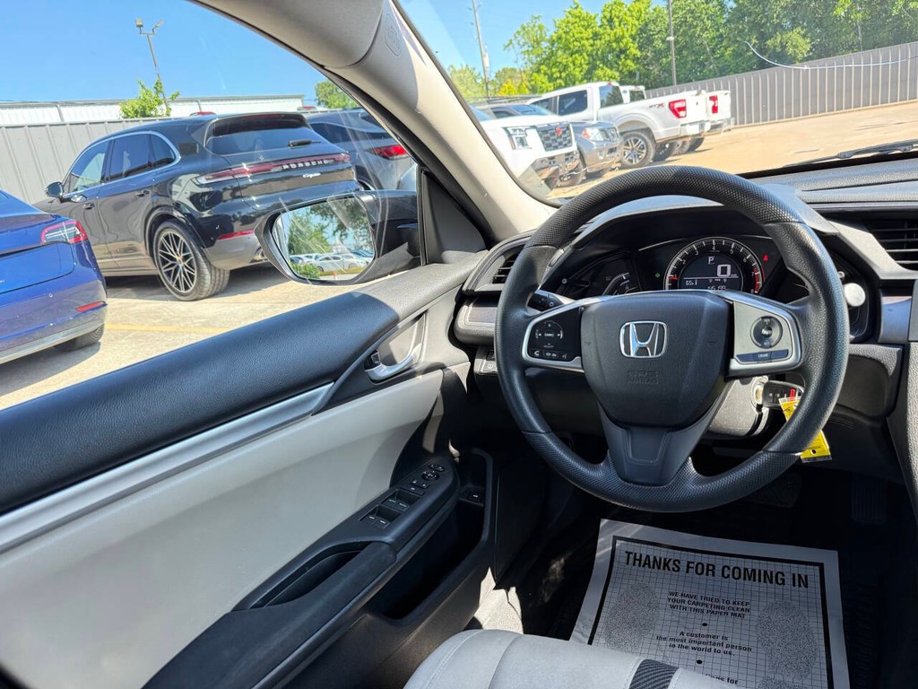 Honda Civic Sedan Vehicle Full-screen Gallery Image 19
