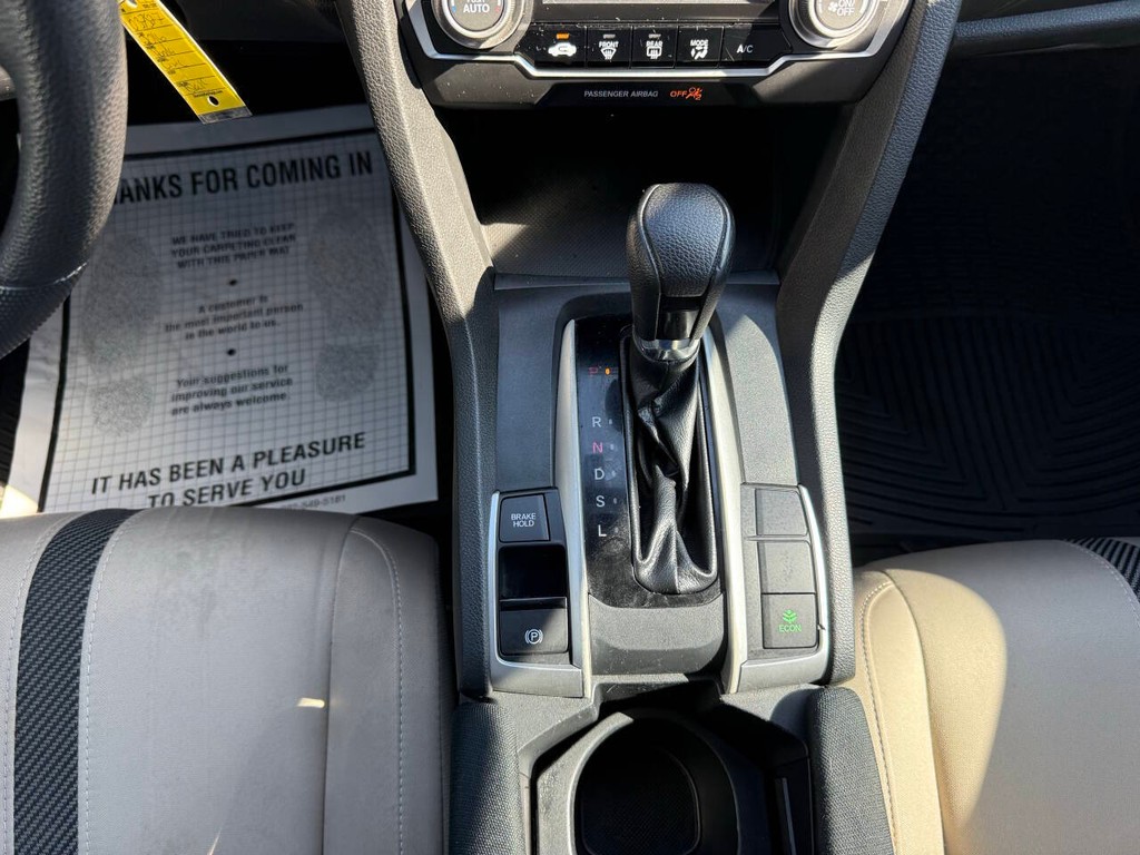 Honda Civic Sedan Vehicle Full-screen Gallery Image 28