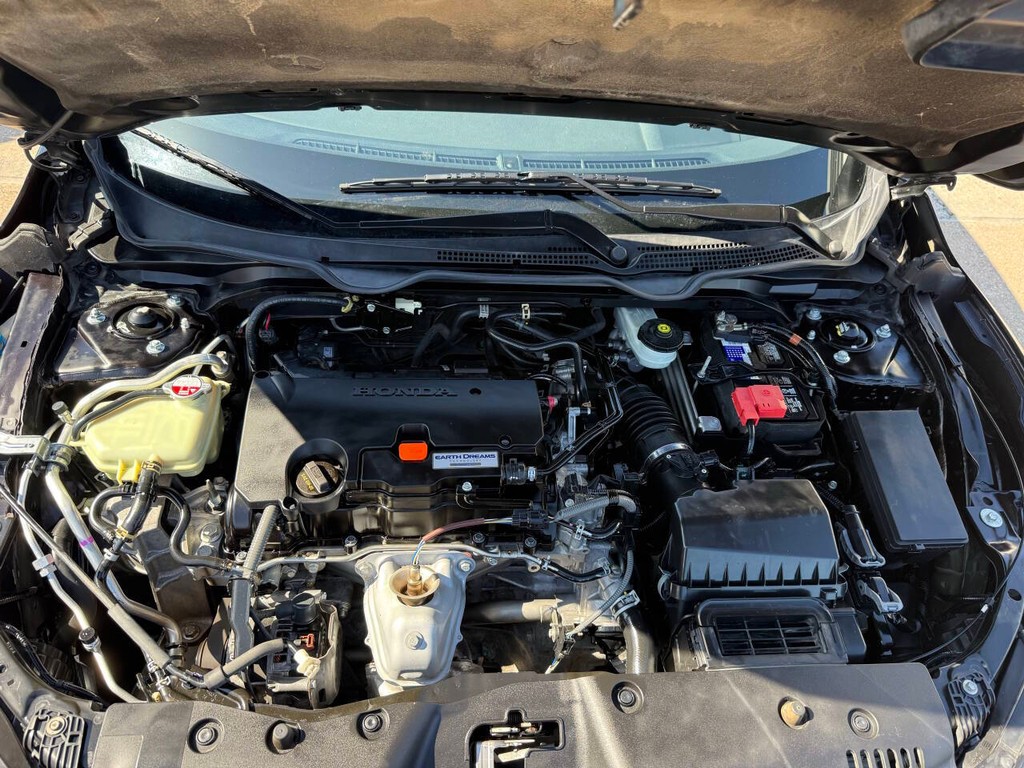 Honda Civic Sedan Vehicle Full-screen Gallery Image 35