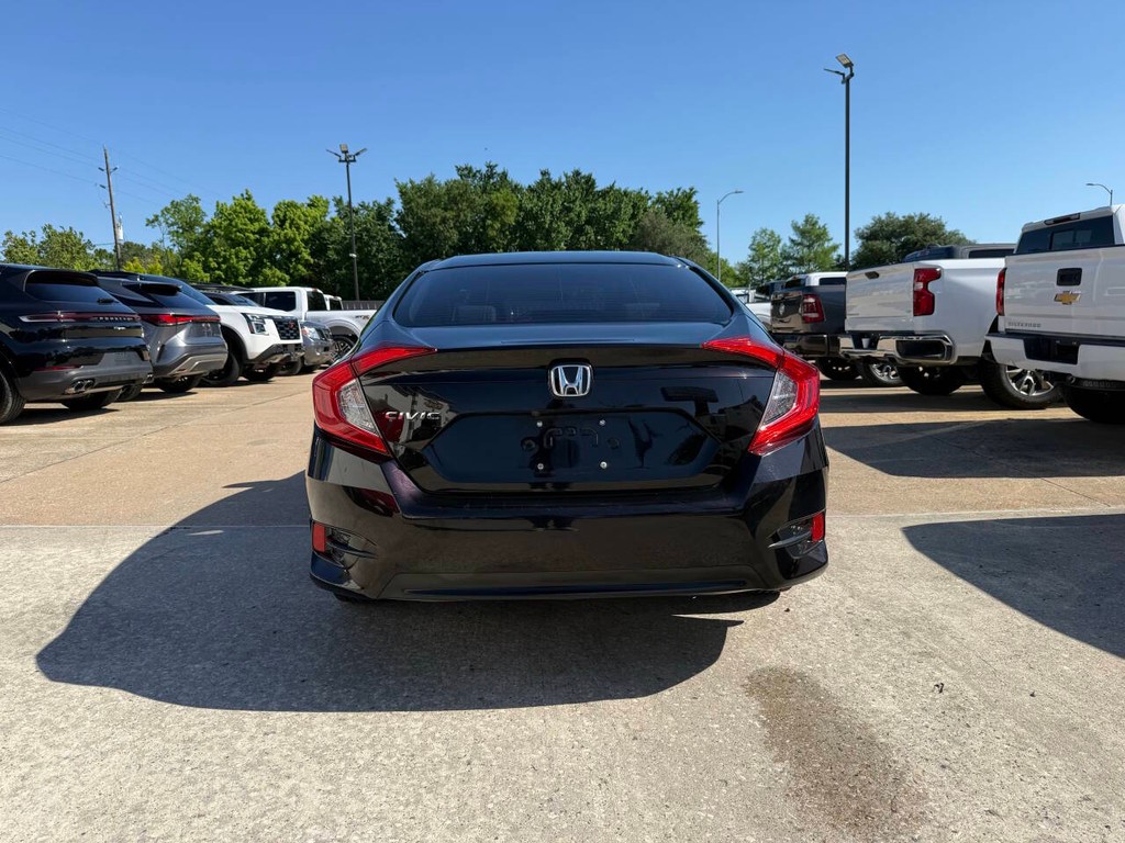 Honda Civic Sedan Vehicle Full-screen Gallery Image 38