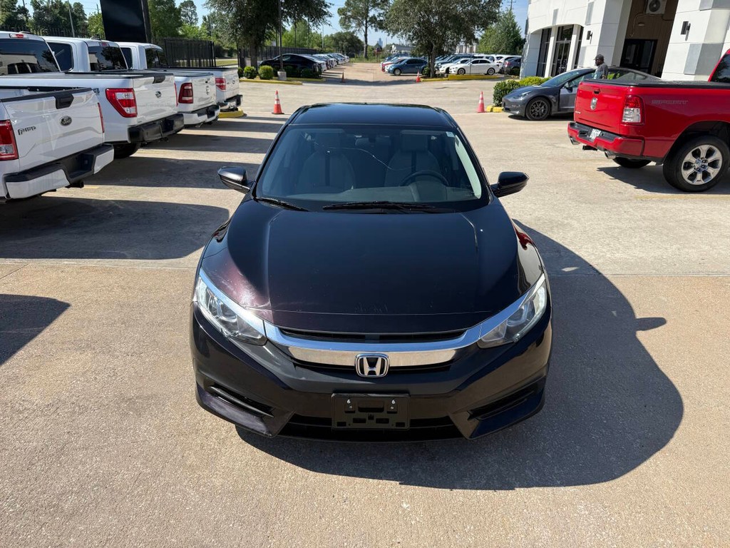 Honda Civic Sedan Vehicle Full-screen Gallery Image 39