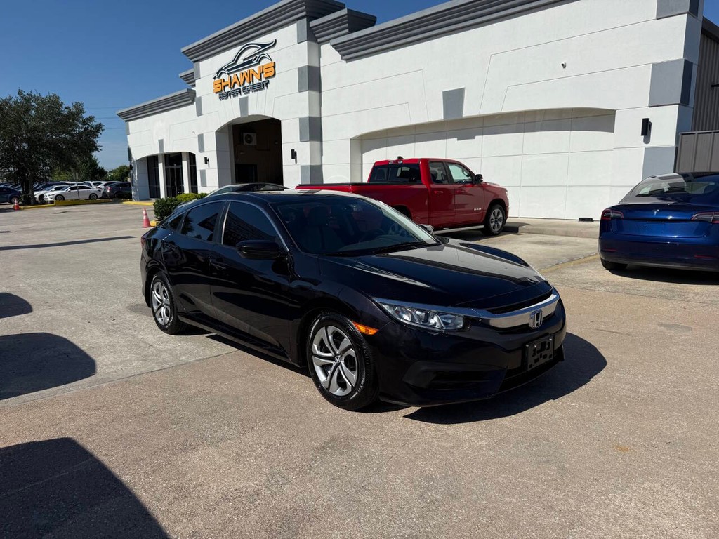 Honda Civic Sedan Vehicle Full-screen Gallery Image 41