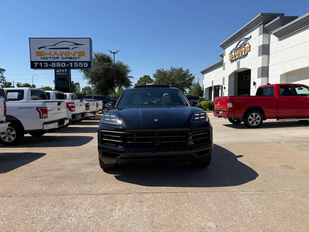 Porsche Cayenne Vehicle Full-screen Gallery Image 40