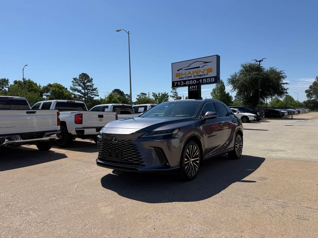 Lexus RX Vehicle Full-screen Gallery Image 46