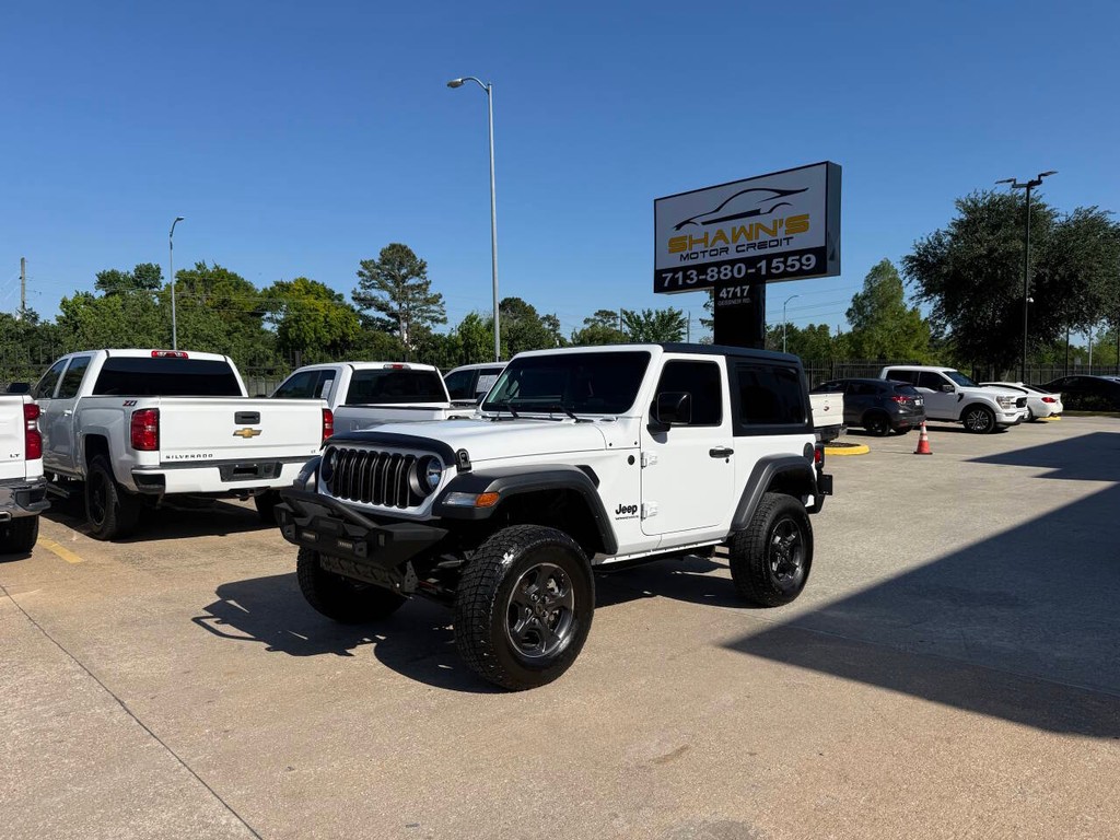 Jeep Wrangler Vehicle Full-screen Gallery Image 03