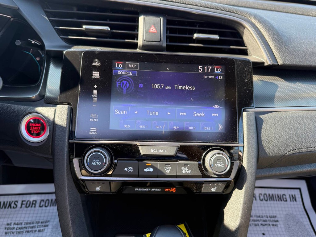 Honda Civic Hatchback Vehicle Full-screen Gallery Image 25