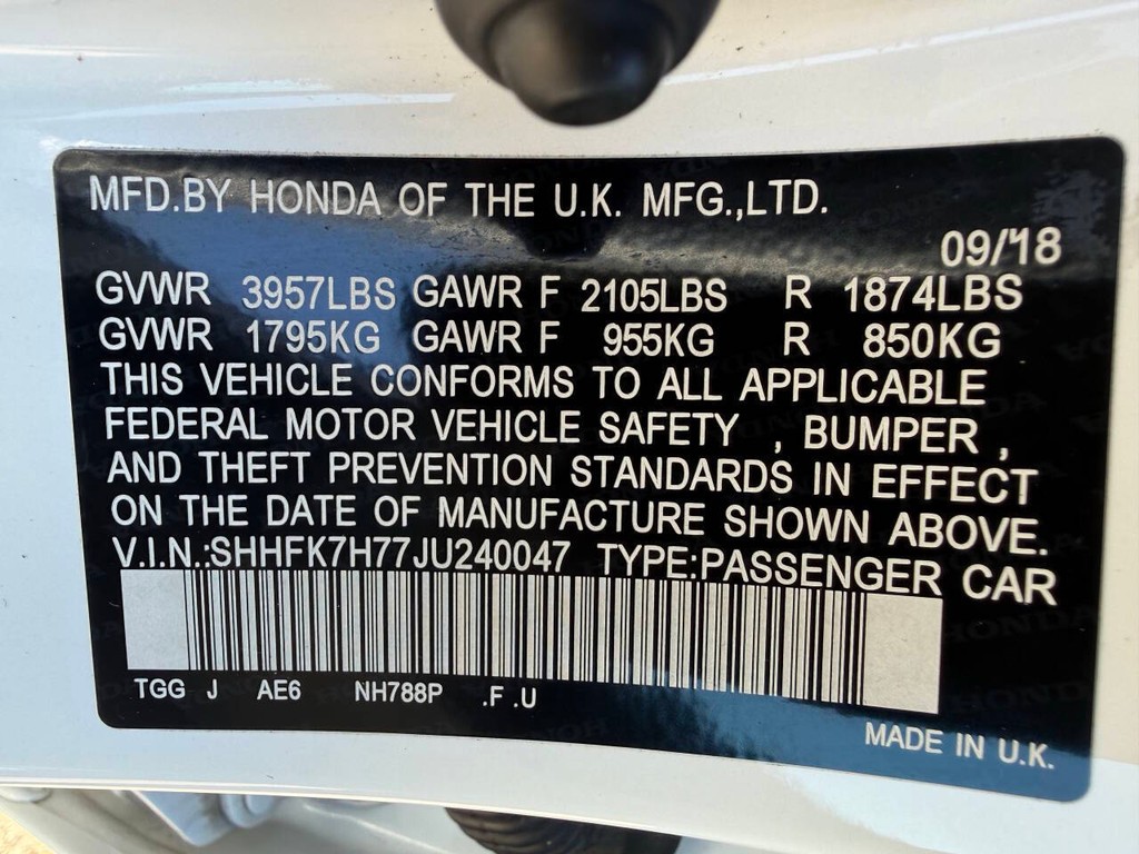 Honda Civic Hatchback Vehicle Full-screen Gallery Image 35