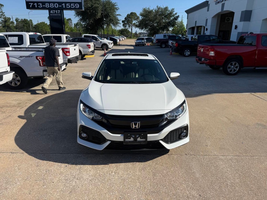 Honda Civic Hatchback Vehicle Full-screen Gallery Image 40