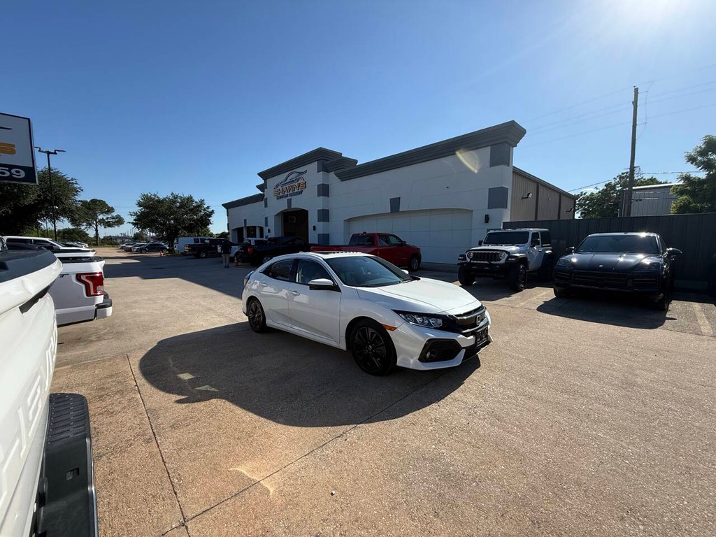 Honda Civic Hatchback Vehicle Full-screen Gallery Image 44