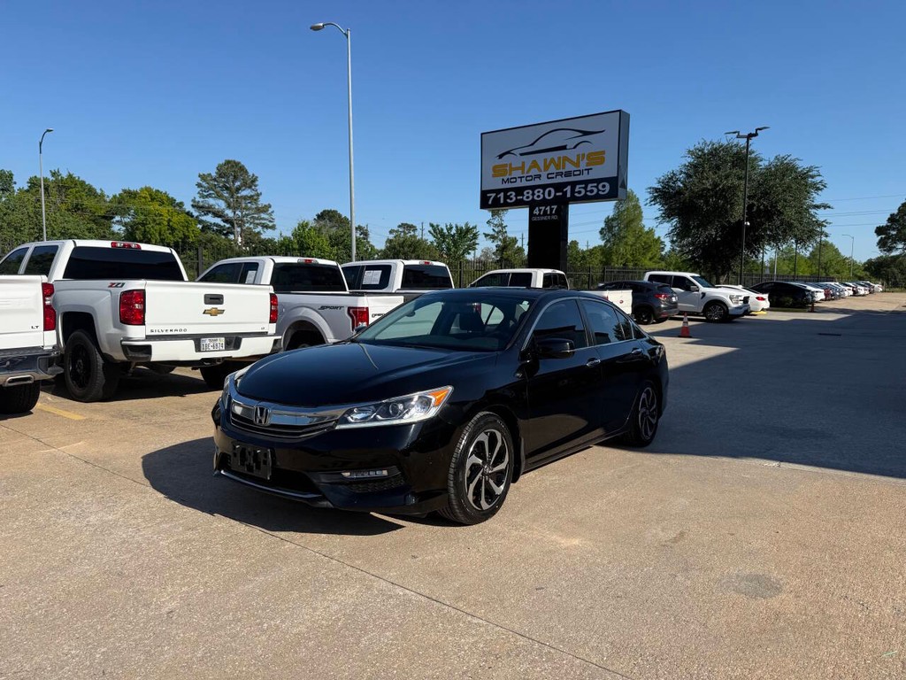 Honda Accord Vehicle Full-screen Gallery Image 03