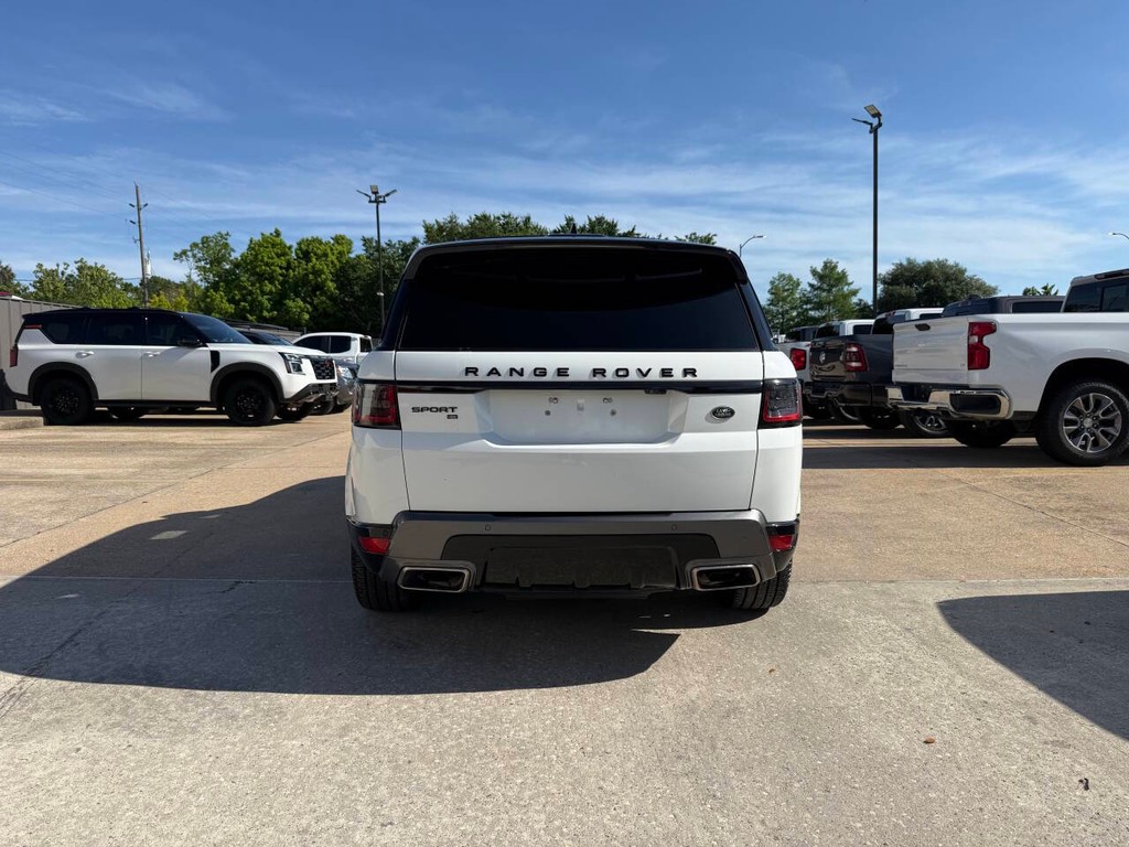 Land Rover Range Rover Sport Vehicle Full-screen Gallery Image 39