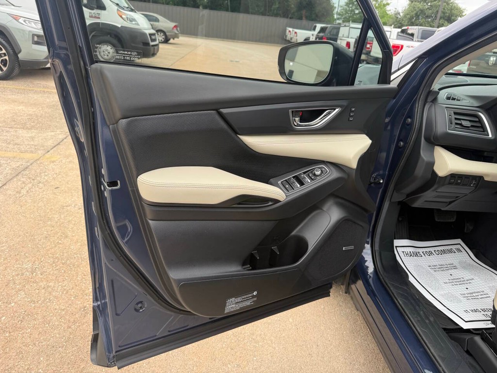 Subaru Ascent Vehicle Full-screen Gallery Image 08