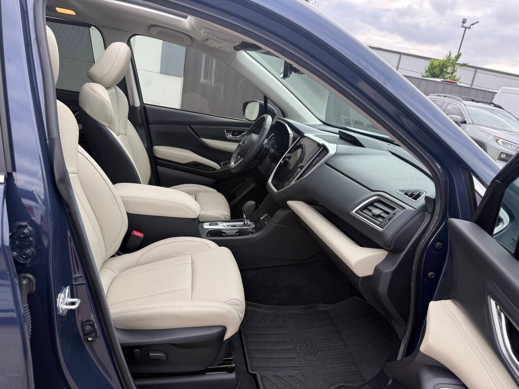 Subaru Ascent Vehicle Full-screen Gallery Image 10