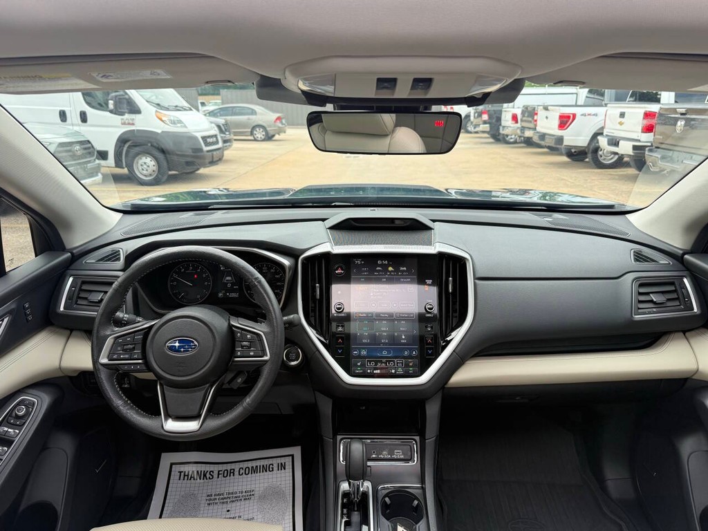 Subaru Ascent Vehicle Full-screen Gallery Image 18
