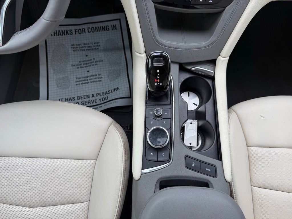 Cadillac XT6 Vehicle Full-screen Gallery Image 29