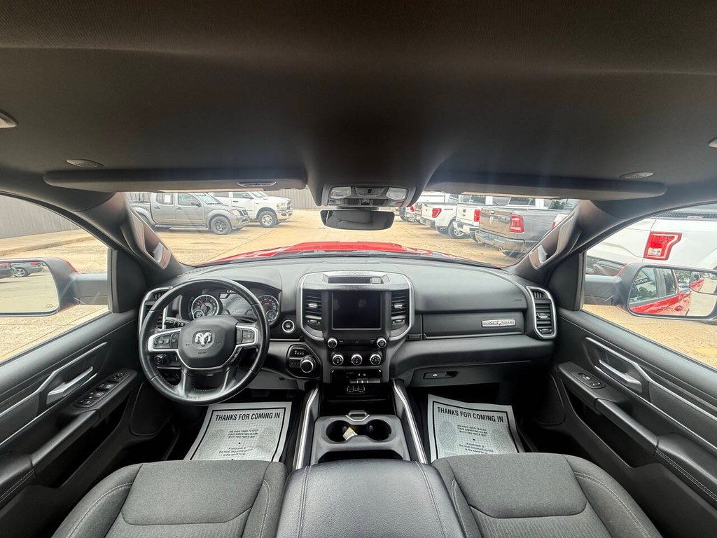 Ram 1500 Vehicle Full-screen Gallery Image 18