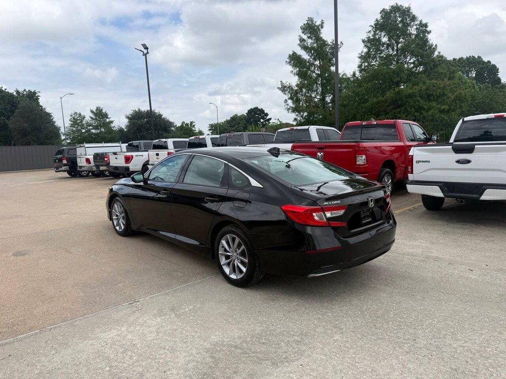 Honda Accord Vehicle Full-screen Gallery Image 04