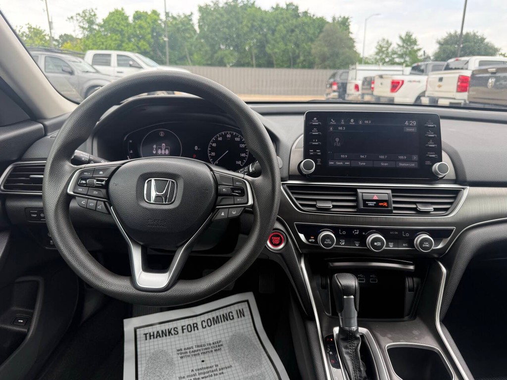 Honda Accord Vehicle Full-screen Gallery Image 21