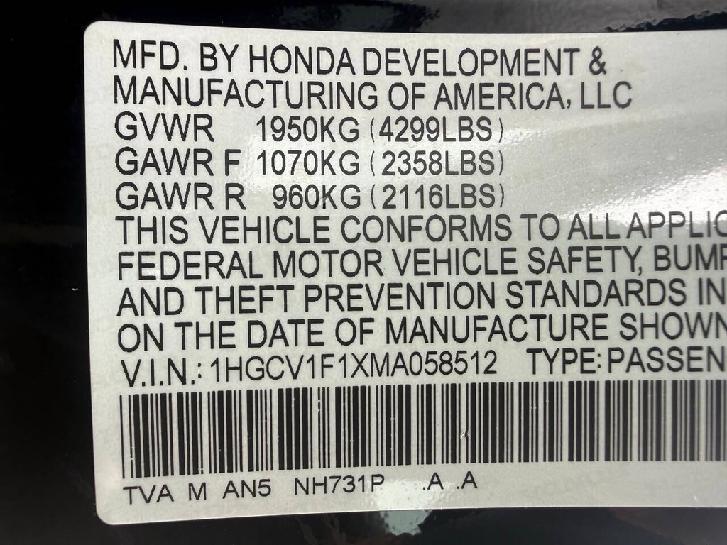Honda Accord Vehicle Full-screen Gallery Image 33