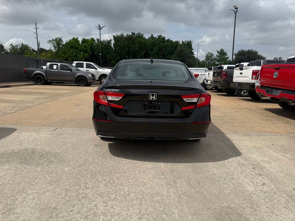 Honda Accord Vehicle Full-screen Gallery Image 37