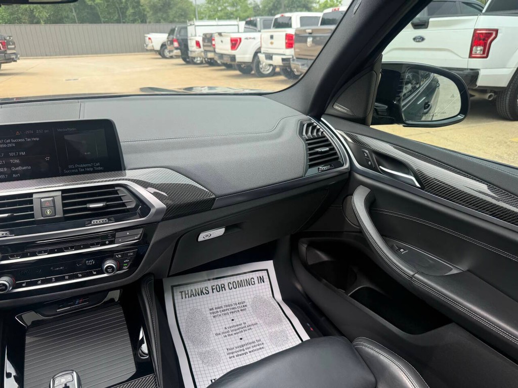 BMW X3 M Vehicle Full-screen Gallery Image 20