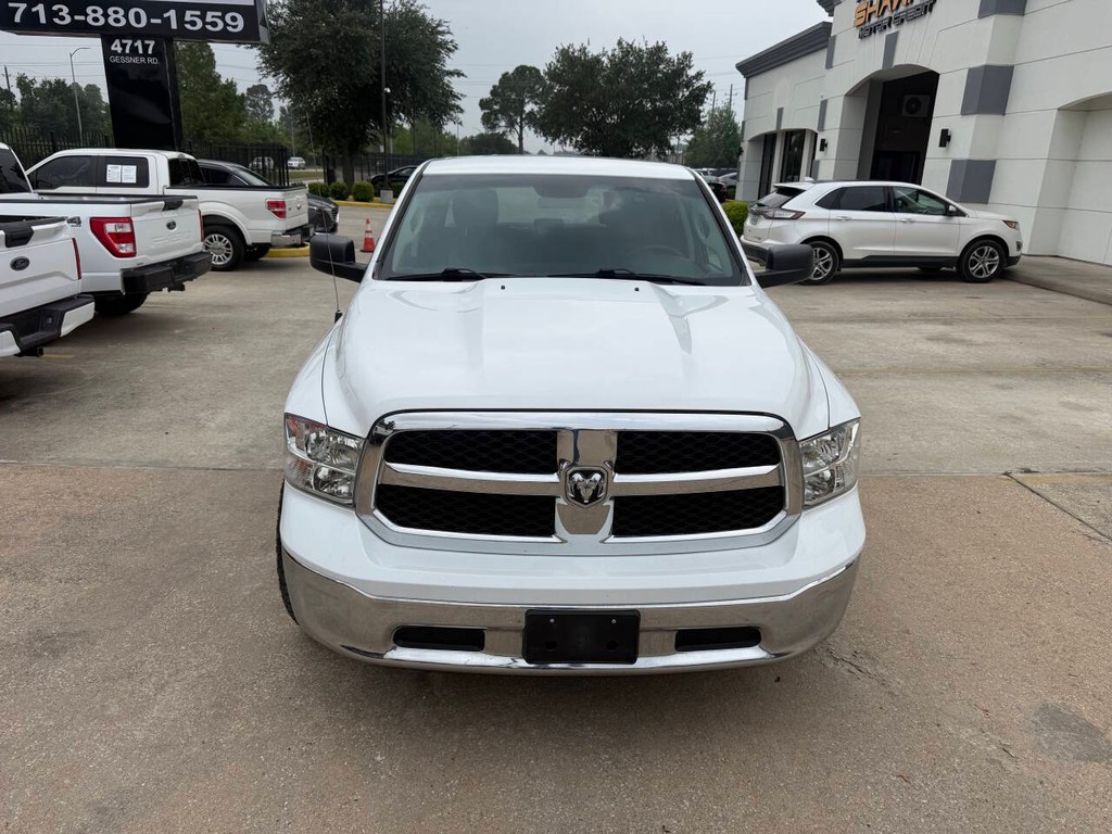 Ram 1500 Classic Vehicle Full-screen Gallery Image 38