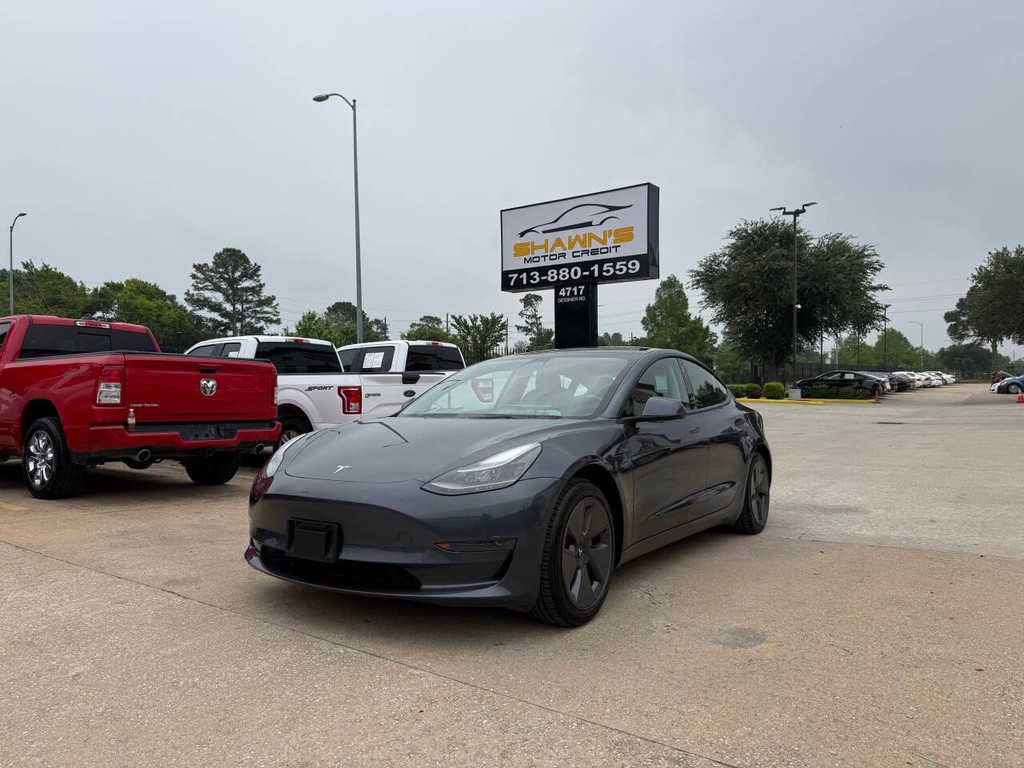 Tesla Model 3 Vehicle Full-screen Gallery Image 39