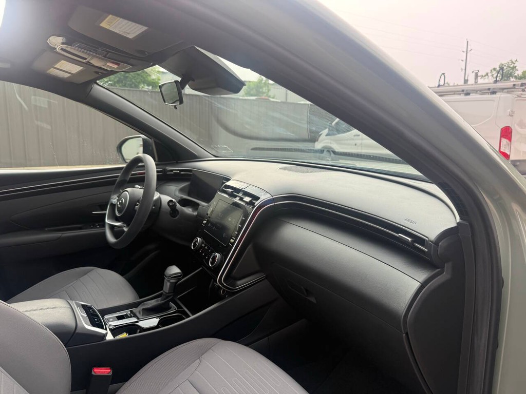 Hyundai Santa Cruz Vehicle Full-screen Gallery Image 10
