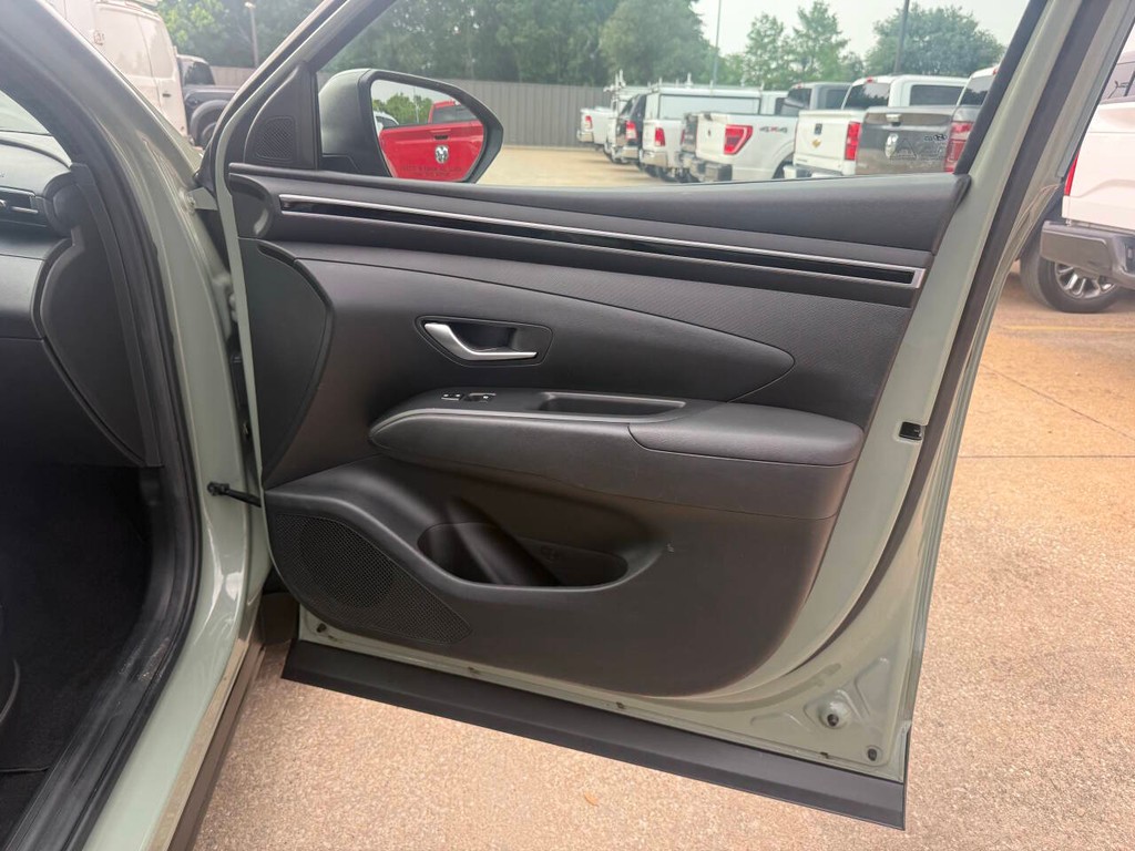 Hyundai Santa Cruz Vehicle Full-screen Gallery Image 13