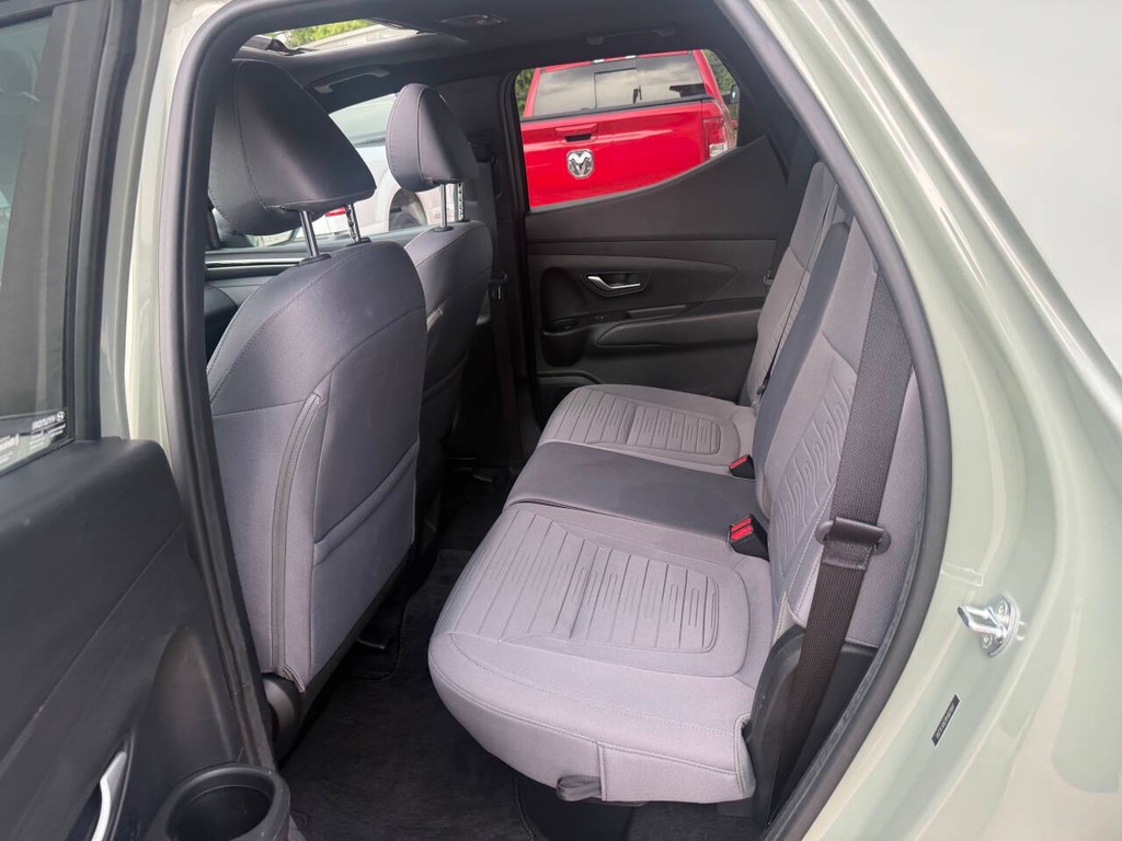 Hyundai Santa Cruz Vehicle Full-screen Gallery Image 16