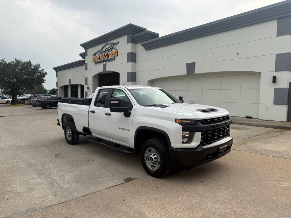 Chevrolet Silverado 2500HD Vehicle Full-screen Gallery Image 42