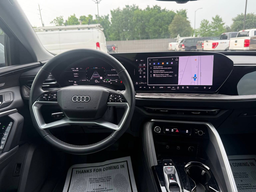Audi Q5 Vehicle Full-screen Gallery Image 20