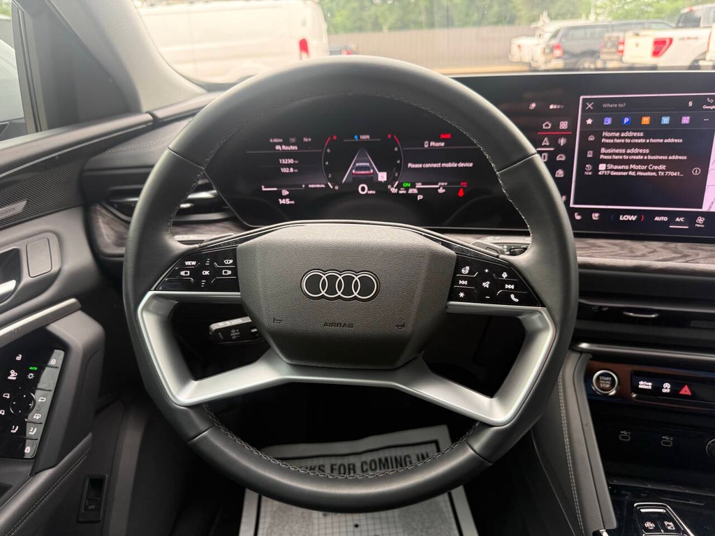 Audi Q5 Vehicle Full-screen Gallery Image 21