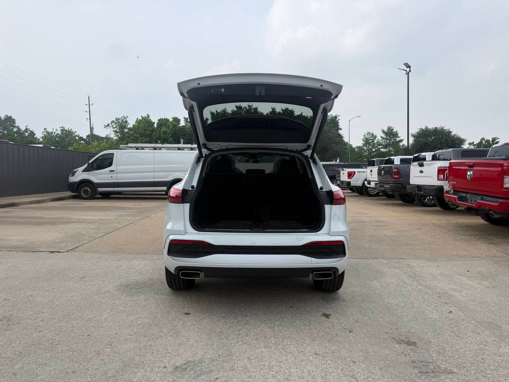 Audi Q5 Vehicle Full-screen Gallery Image 37