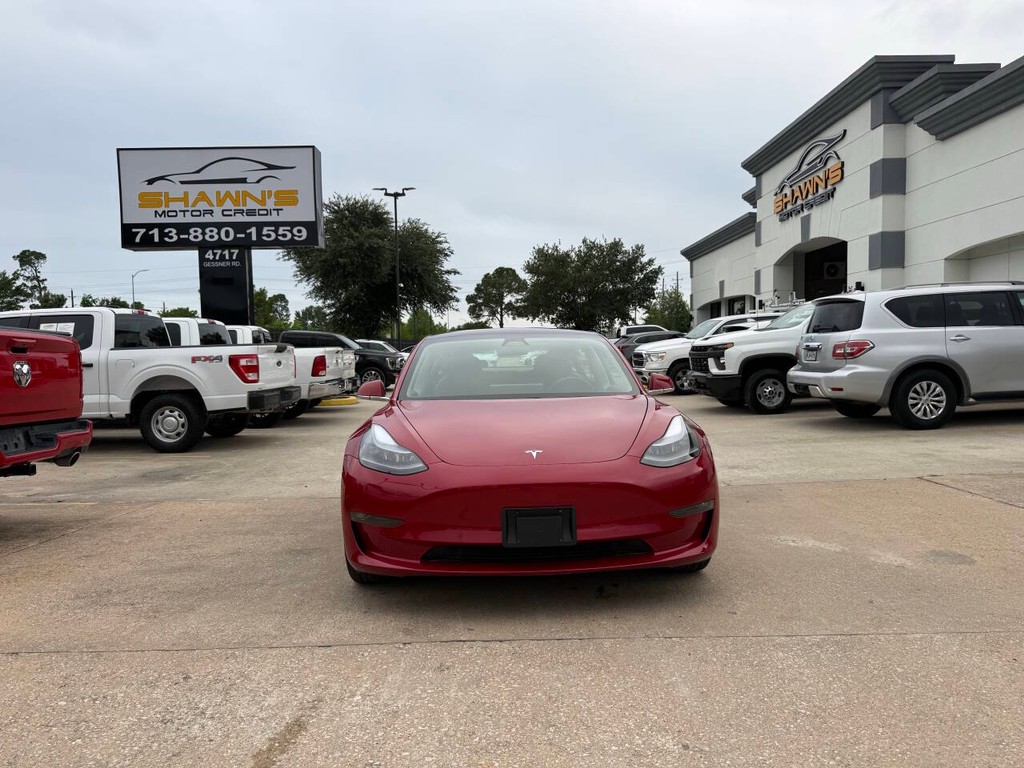 Tesla Model 3 Vehicle Full-screen Gallery Image 38