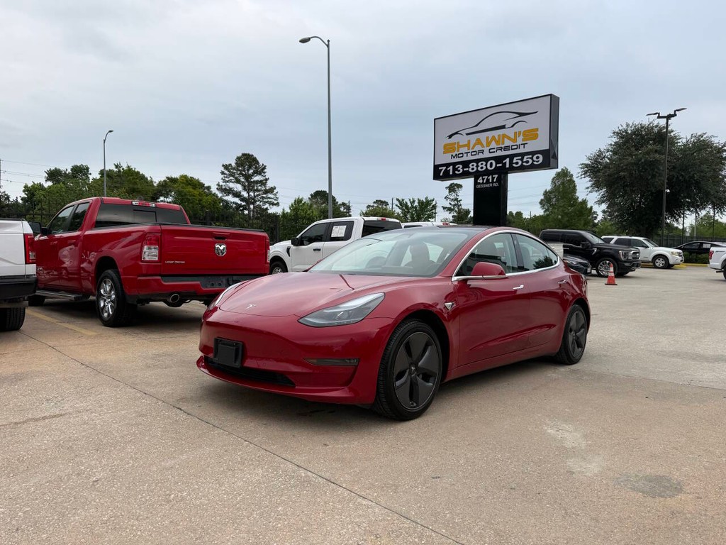 Tesla Model 3 Vehicle Full-screen Gallery Image 40