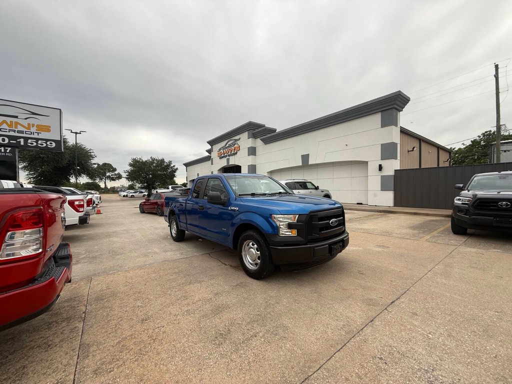 Ford F-150 Vehicle Full-screen Gallery Image 38