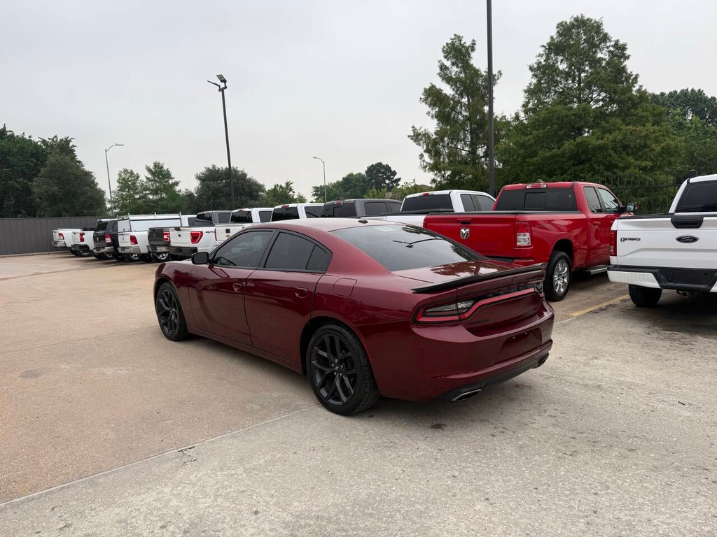Dodge Charger Vehicle Full-screen Gallery Image 04