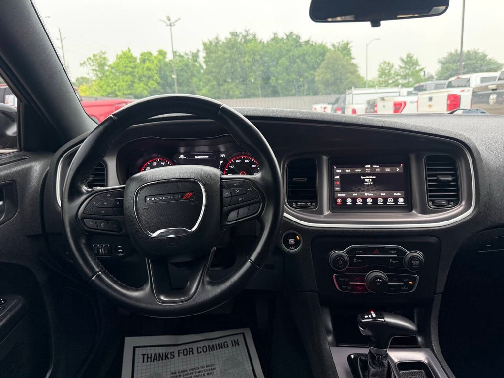 Dodge Charger Vehicle Full-screen Gallery Image 20