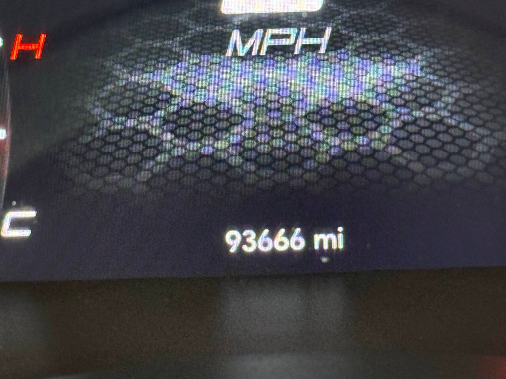 Dodge Charger Vehicle Full-screen Gallery Image 32